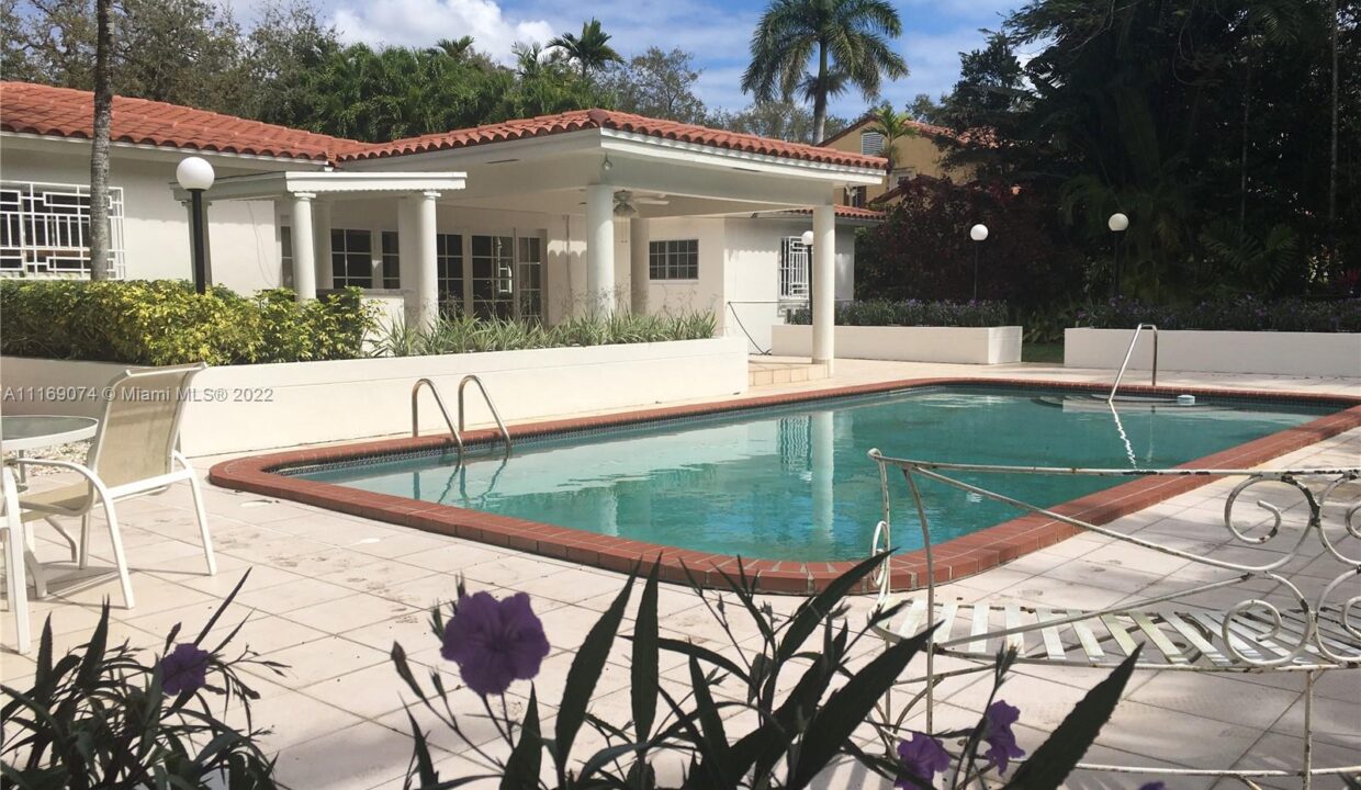 1222 Coral Way Coral Gables, FL 33134-4754 1