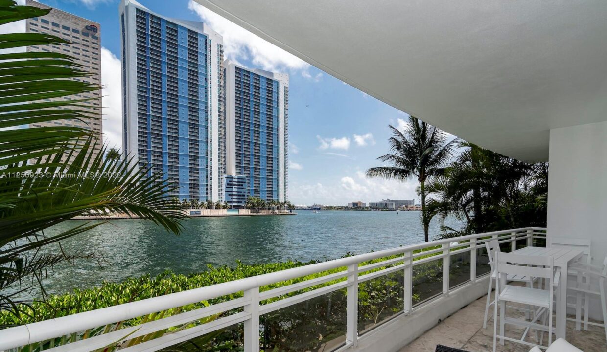 901 Brickell Key Blvd #206 3